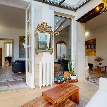 Villa Charming Downtown Pool & Billiards Nimes
